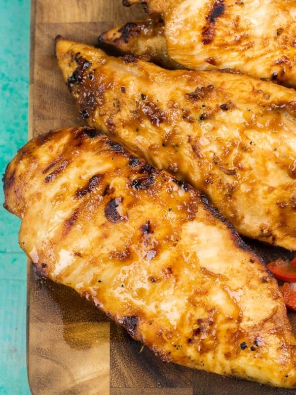 Grilled Thai Chili Chicken is the perfect combination of sweet and spicy! This chicken makes an incredible dinner, salad or wrap option.