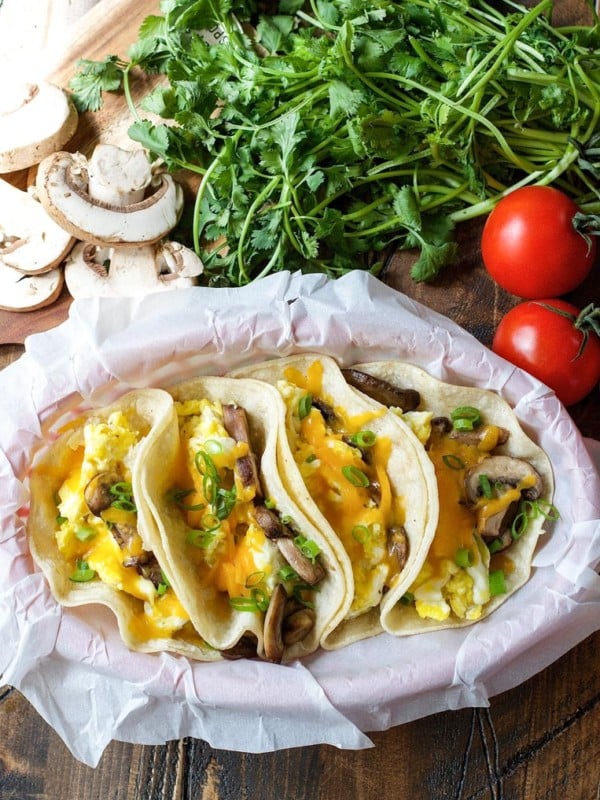 Healthy Meatless Mushroom Breakfast Tacos are full of flavor and delicious ingredients! They are the perfect balanced breakfast to start your day.