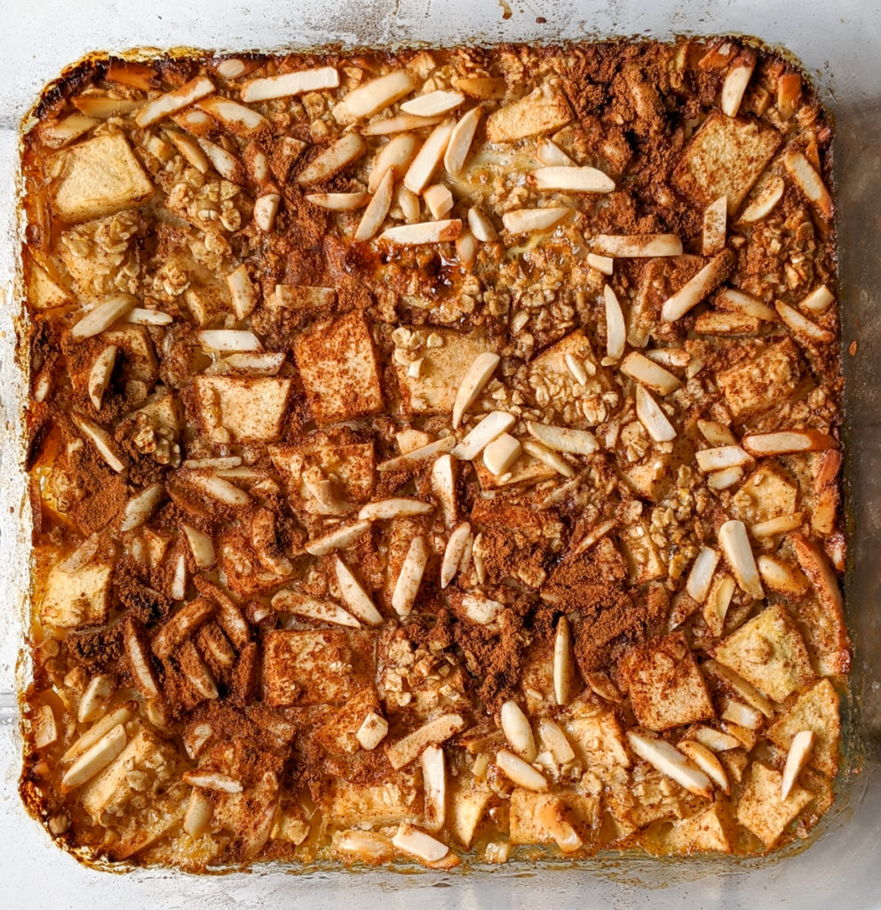 Apple Cinnamon Baked Oatmeal is a healthy meal prep breakfast that is made with whole ingredients and only takes 30 minutes!
