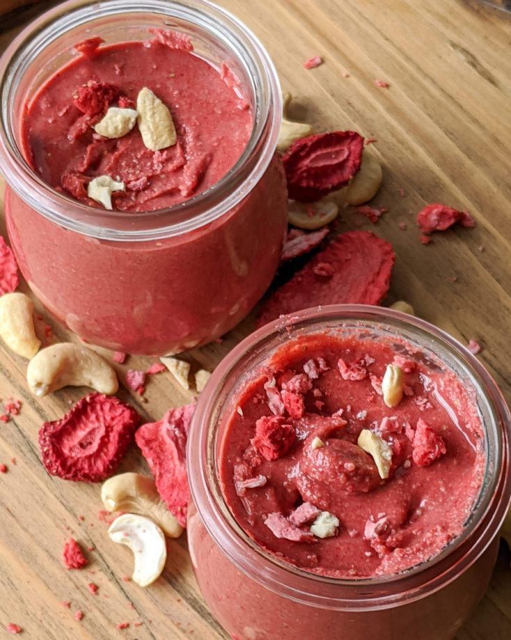 Strawberry Cashew Butter is made with simple ingredients and flavored with freeze-dried strawberries. This is a paleo, vegan, sugar-free and whole30-friendly snack everyone will love!