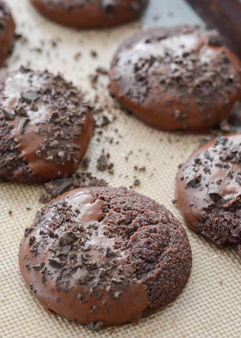 Gluten Free Chocolate Cookies (keto + low carb) - It Starts With Good Food