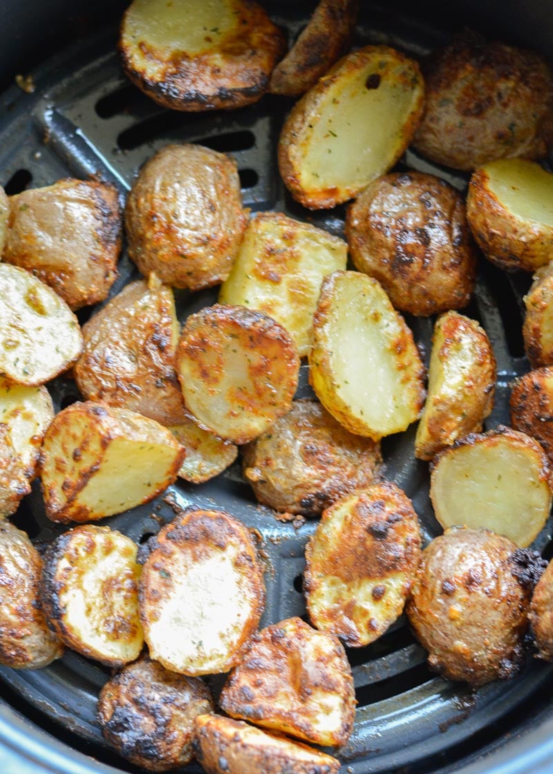 tatoes are perfectly crispy on the outside, and soft and tender on the inside! You can have the perfect crispy little red potatoes in as few as 12 minutes! 