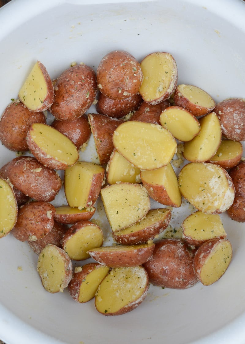 tatoes are perfectly crispy on the outside, and soft and tender on the inside! You can have the perfect crispy little red potatoes in as few as 12 minutes!