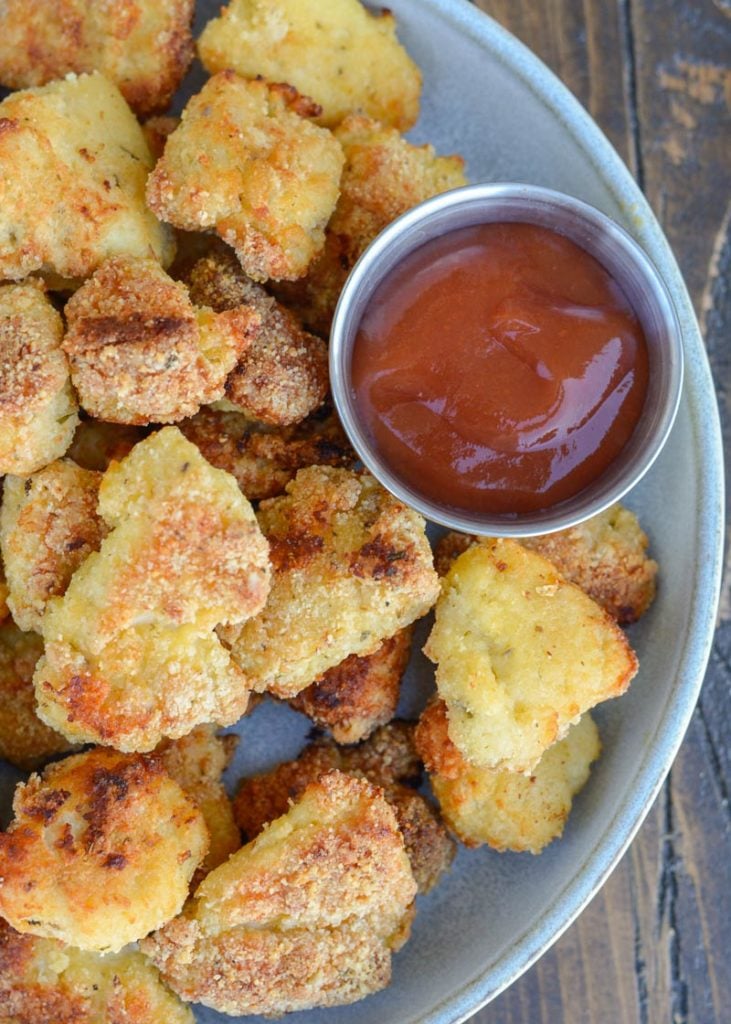  in the air fryer that are perfectly crispy and crunchy! These easy air fryer chicken nuggets are also low carb and gluten free! 