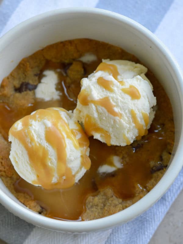 These amazing Air Fryer Cookies are ready in about 10 minutes and a grain-free, sugar-free, and keto friendly! Enjoy 2 single serving cookies or one large deep-dish cookie for the perfect late night or after school snack.