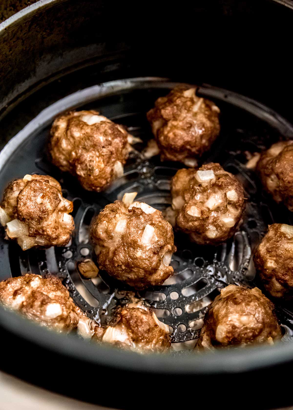 Cook for about 10 minutes for juicy air fryer classic meatballs