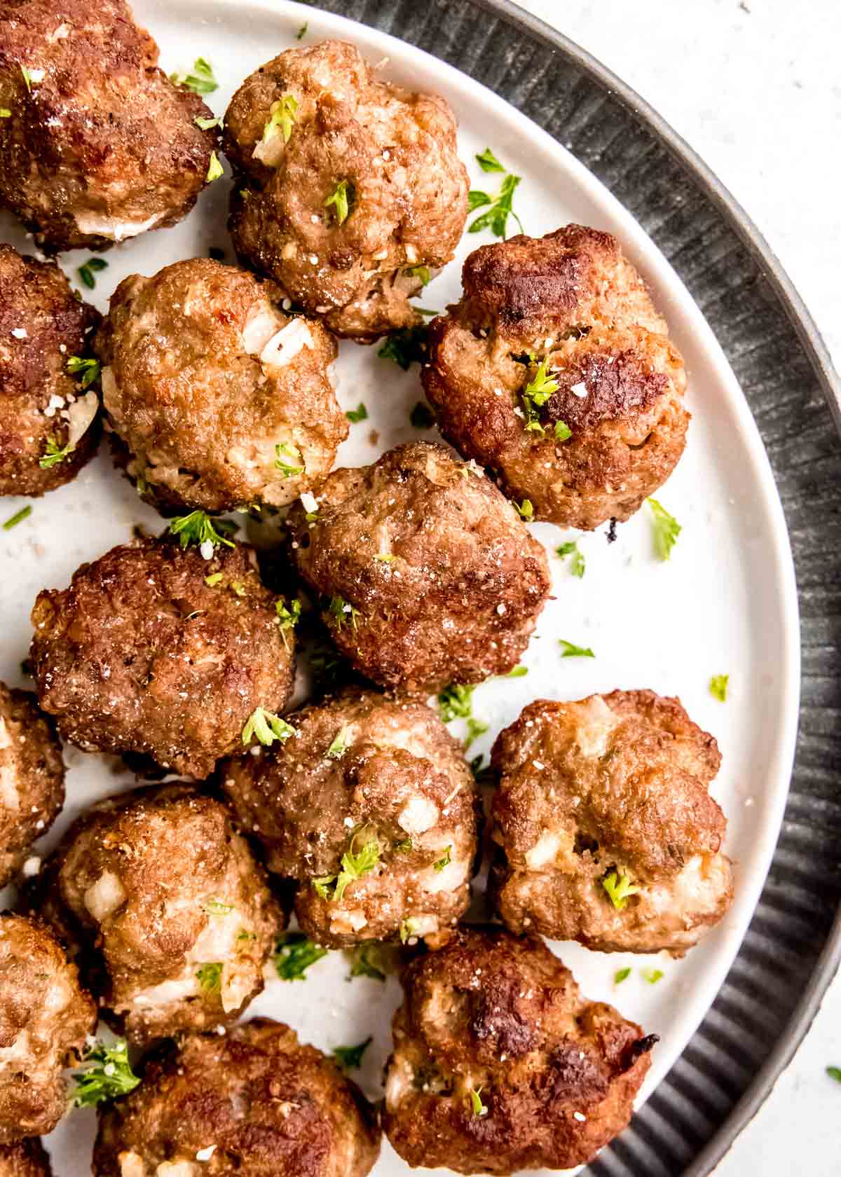 These Classic Air Fryer Meatballs are ready in 20 minutes and SO versatile! Pair this meal prep recipe with your favorite sauce for an easy appetizer or dinner.