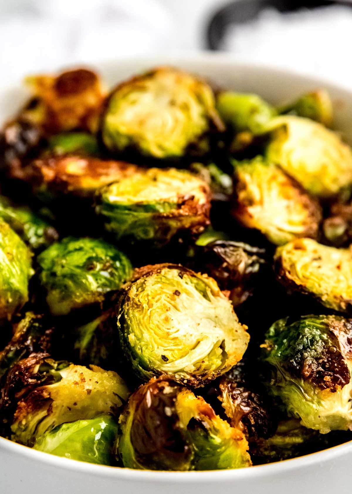 closeup air fryer roasted brussels sprouts