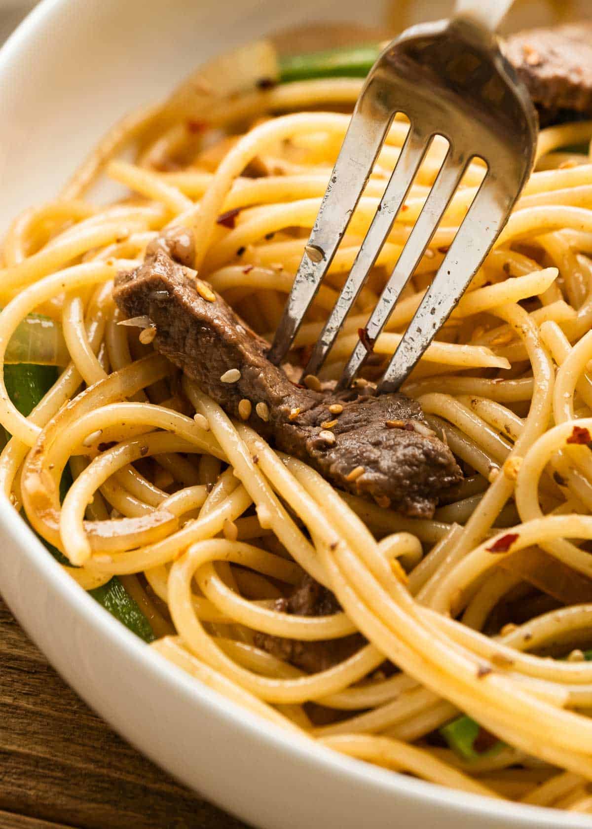 sesame noodles with beef